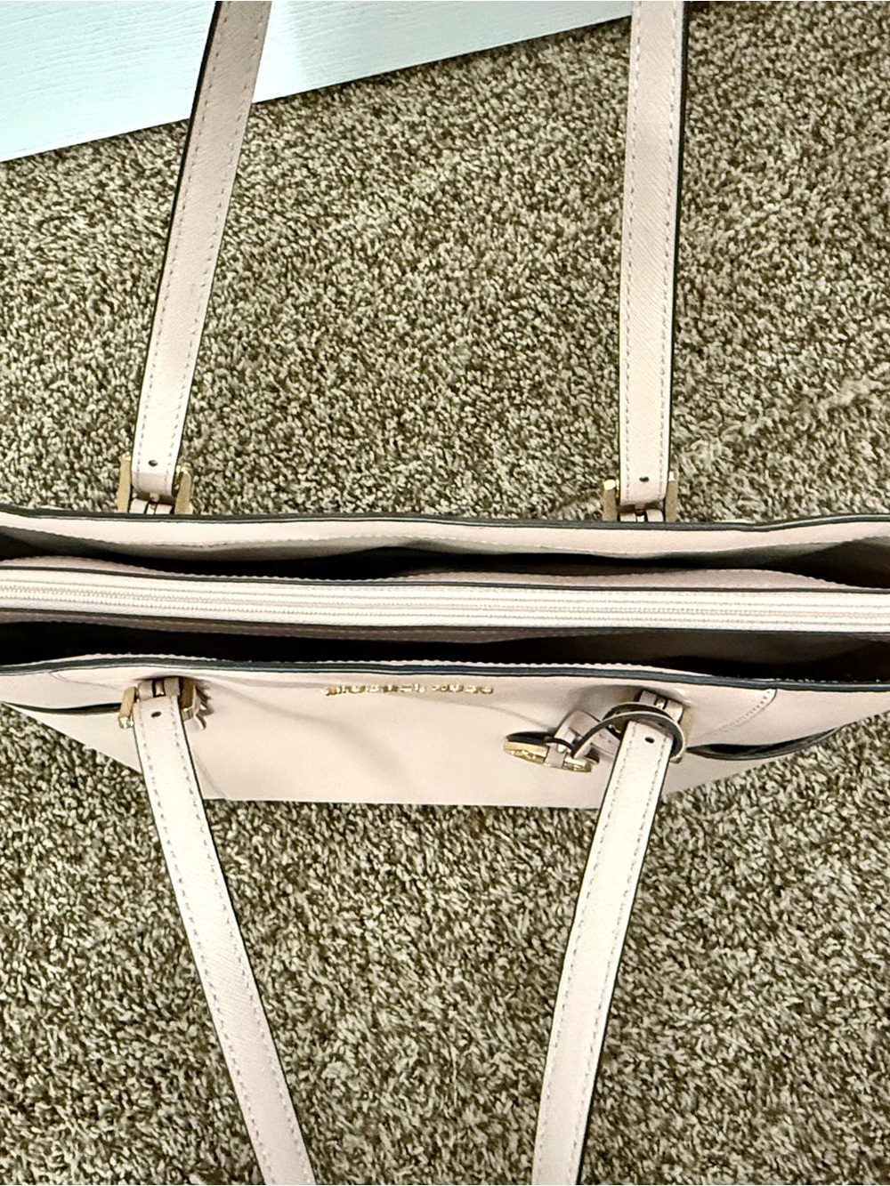 Michael Kors Jet Set Travel Tote - Picture 3 of 12